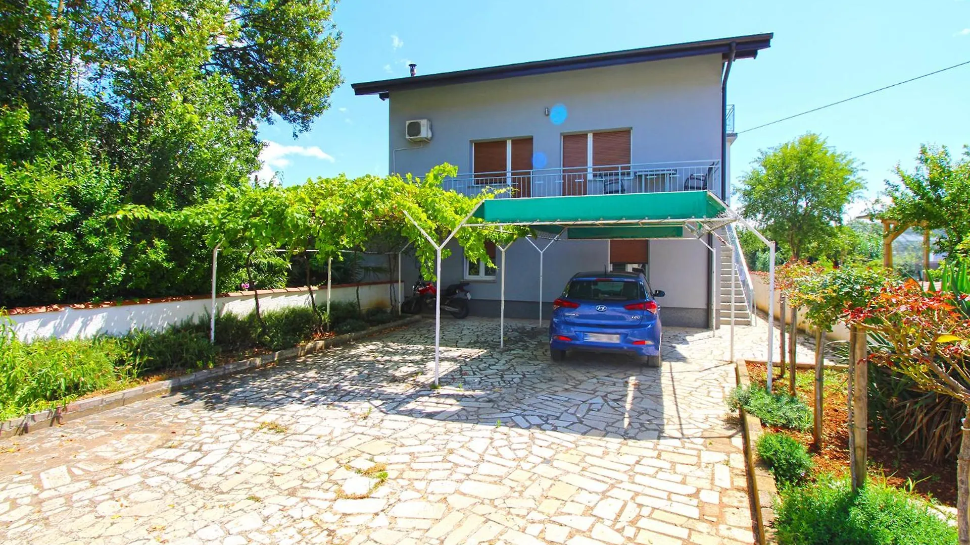 Apartment Pula 2347