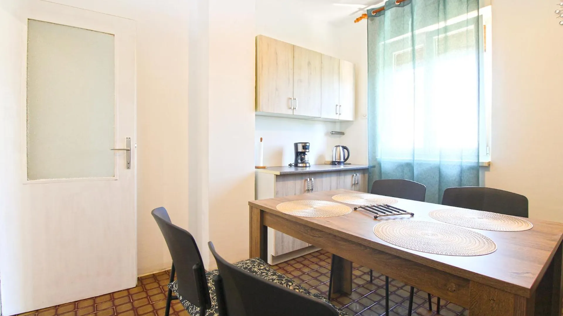 Apartment Pula 2347